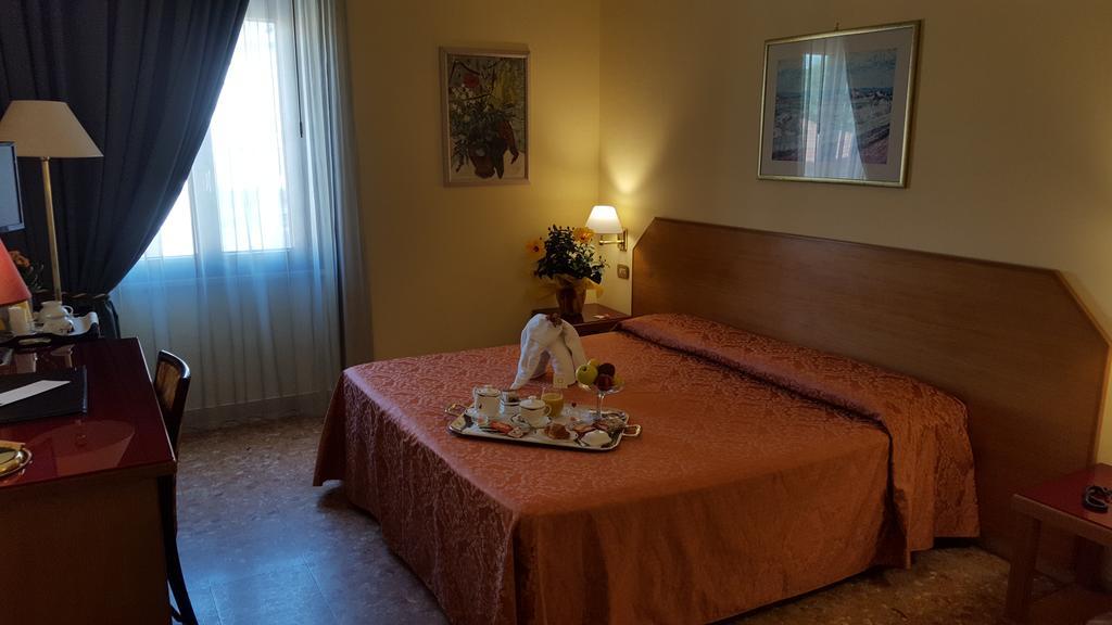 Nuovo Albergo Chieti Eksteriør billede